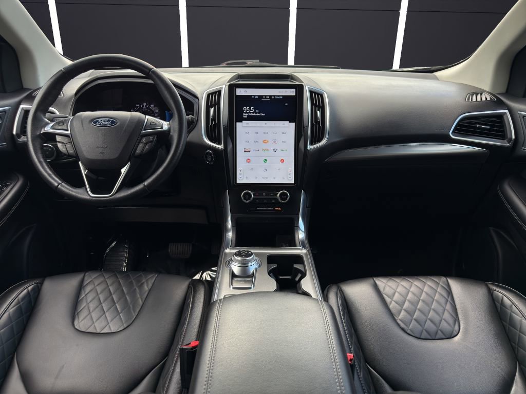 Used 2024 Ford Edge Titanium image 13