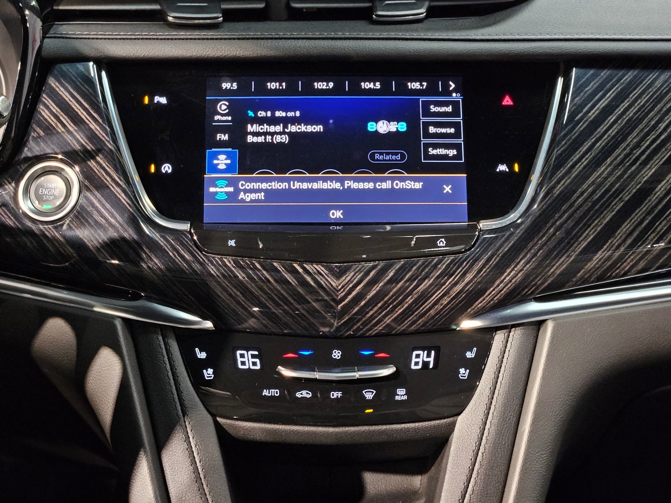 Used 2025 Cadillac XT6 Premium Luxury image 16