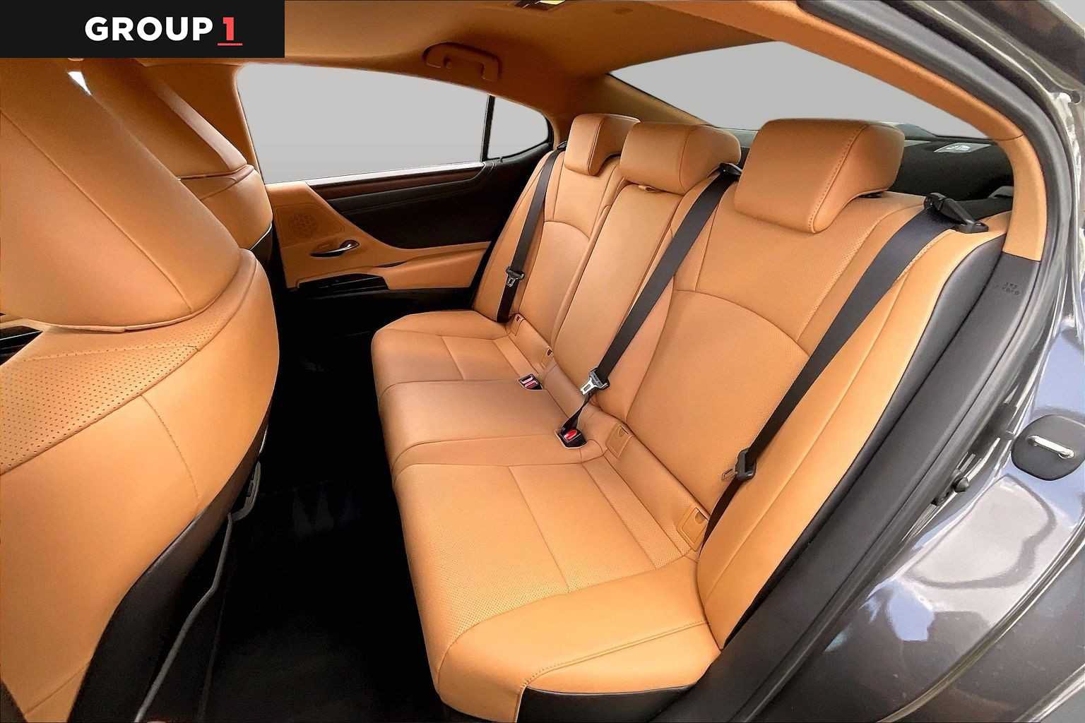 Used 2025 Lexus ES 350 w/ Premium Package FWD image 18