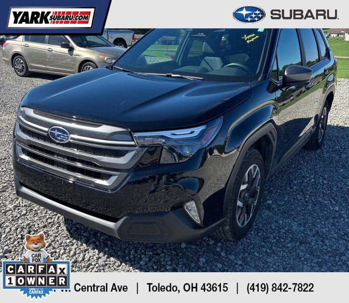 Used 2026 Subaru Forester Premium AWD/4WD image 1