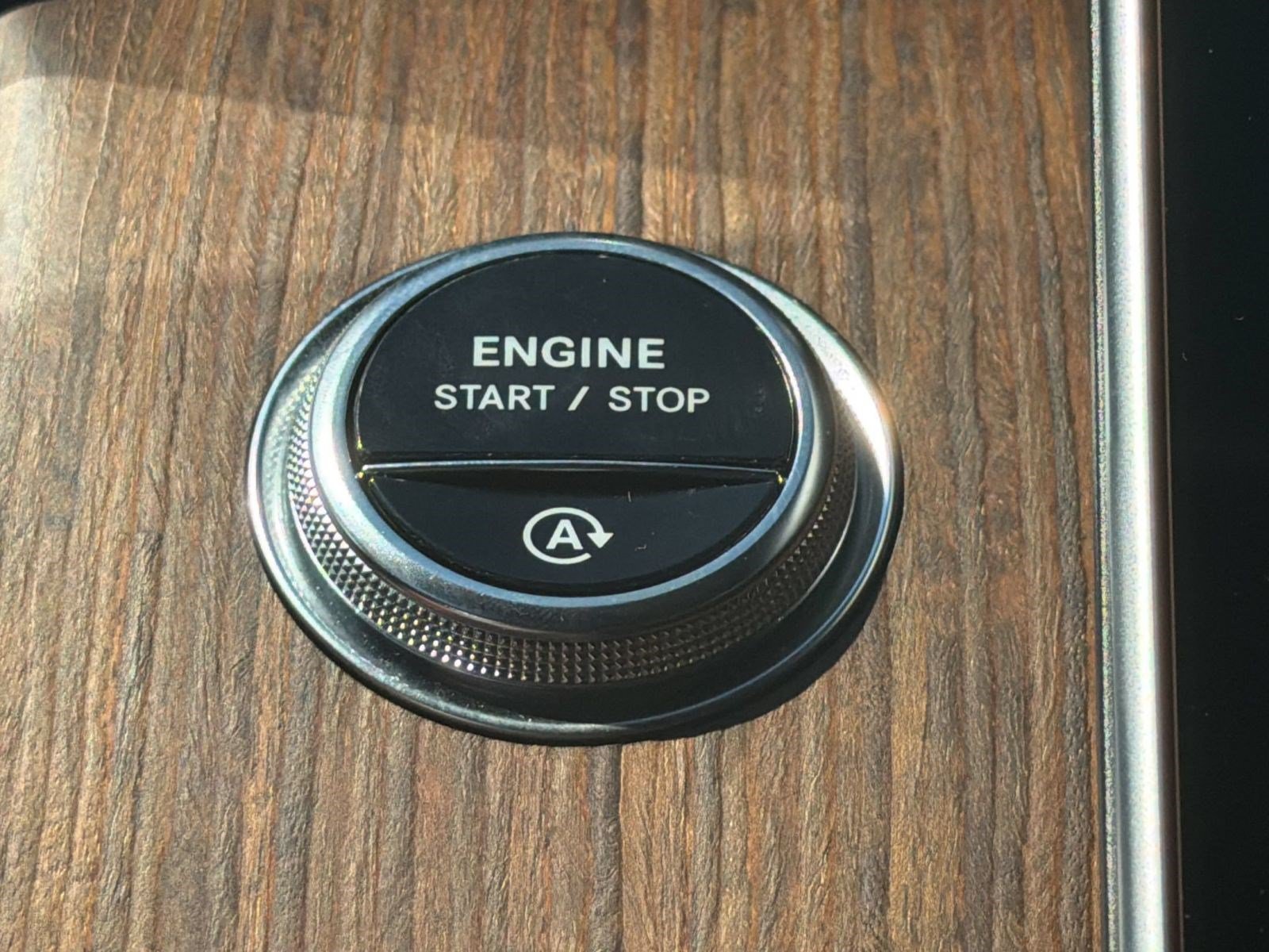 Used 2024 Mercedes-Benz CLE 300 4MATIC Coupe image 18
