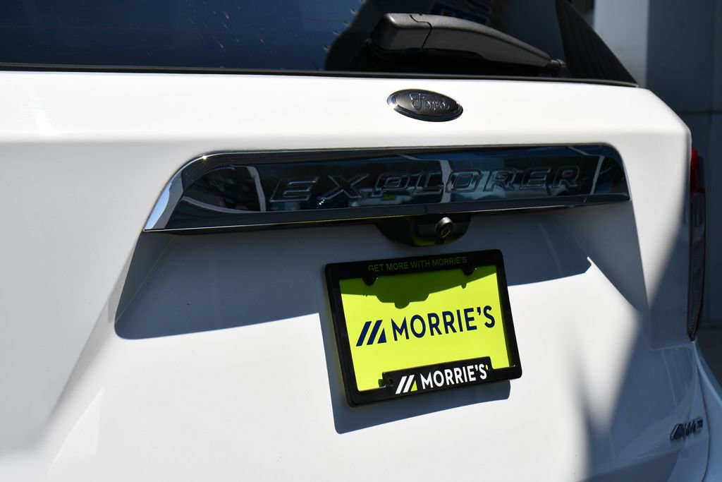 Used 2021 Ford Explorer XLT w/ Equipment Group 202A AWD/4WD image 42