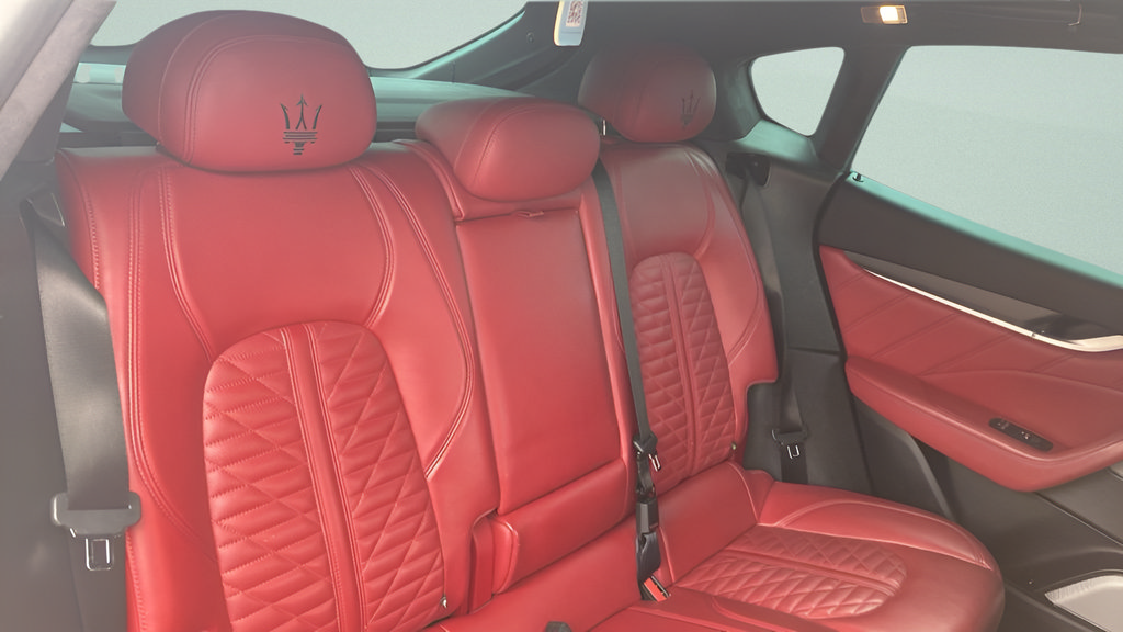 Used 2019 Maserati Levante GTS AWD/4WD image 20