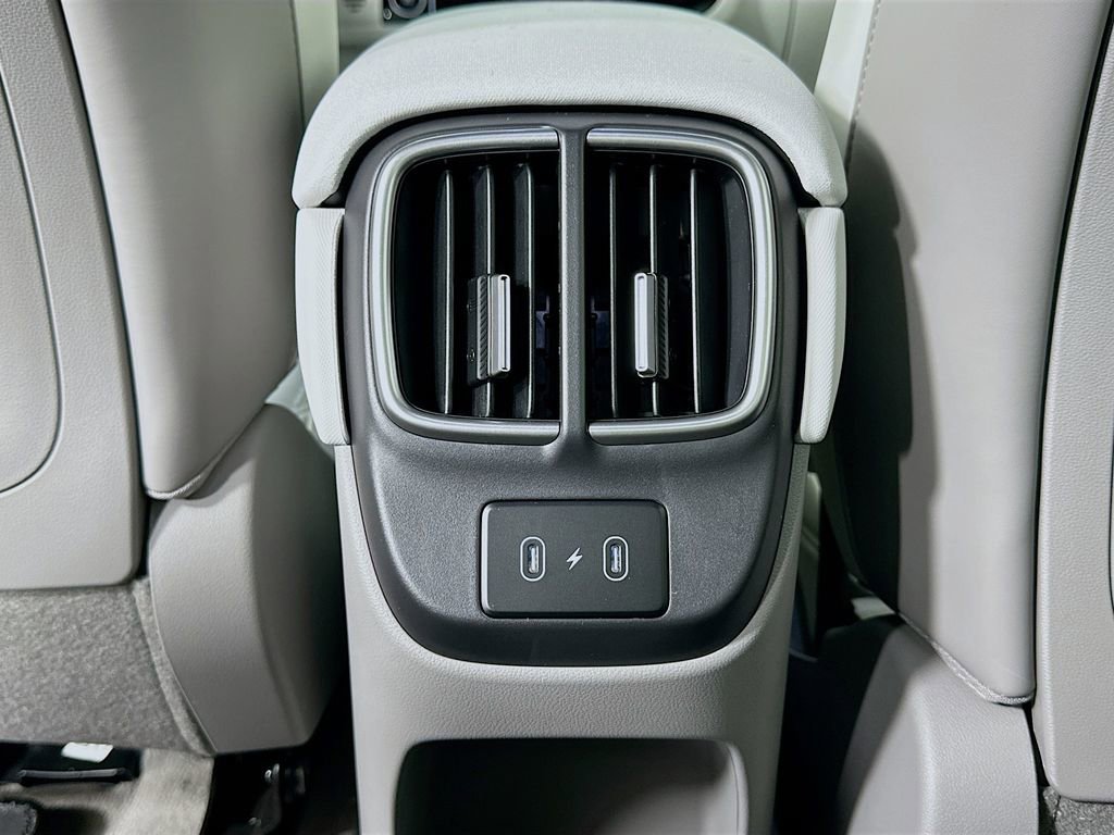 New 2025 Hyundai Ioniq 6 SEL image 18