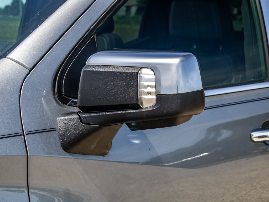 Used 2024 Chevrolet Silverado 1500 High Country w/ High Country Premium Package AWD/4WD image 20