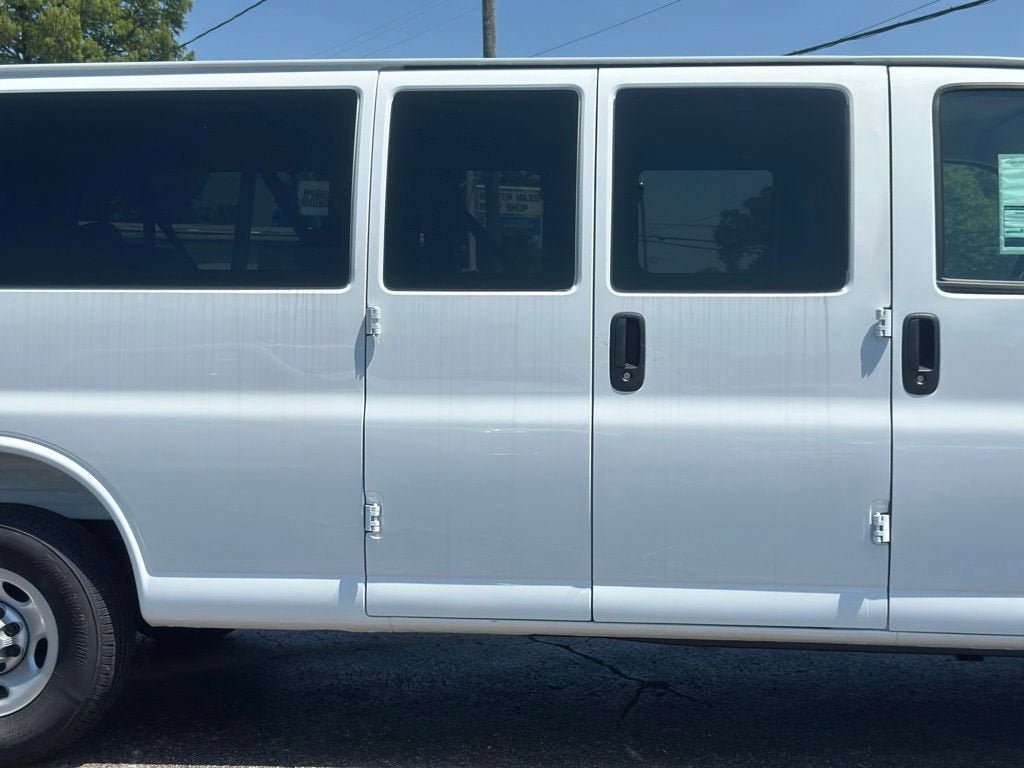 New 2026 Chevrolet Express 3500 LS RWD image 16