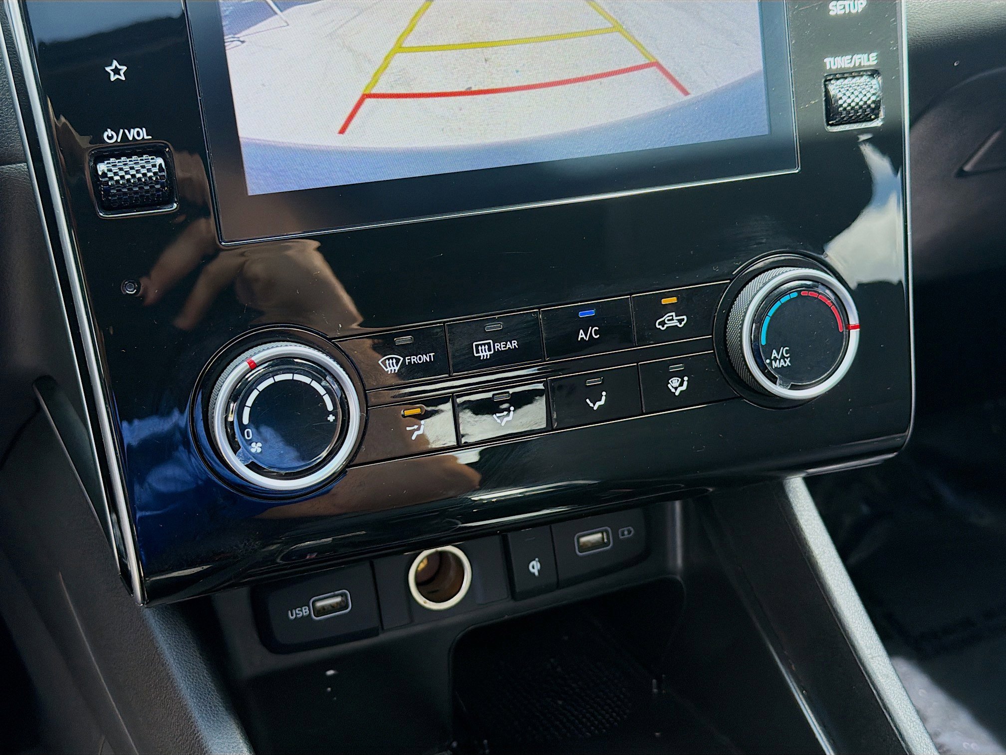 Used 2023 Hyundai Santa Cruz SEL w/ Activity Package image 12