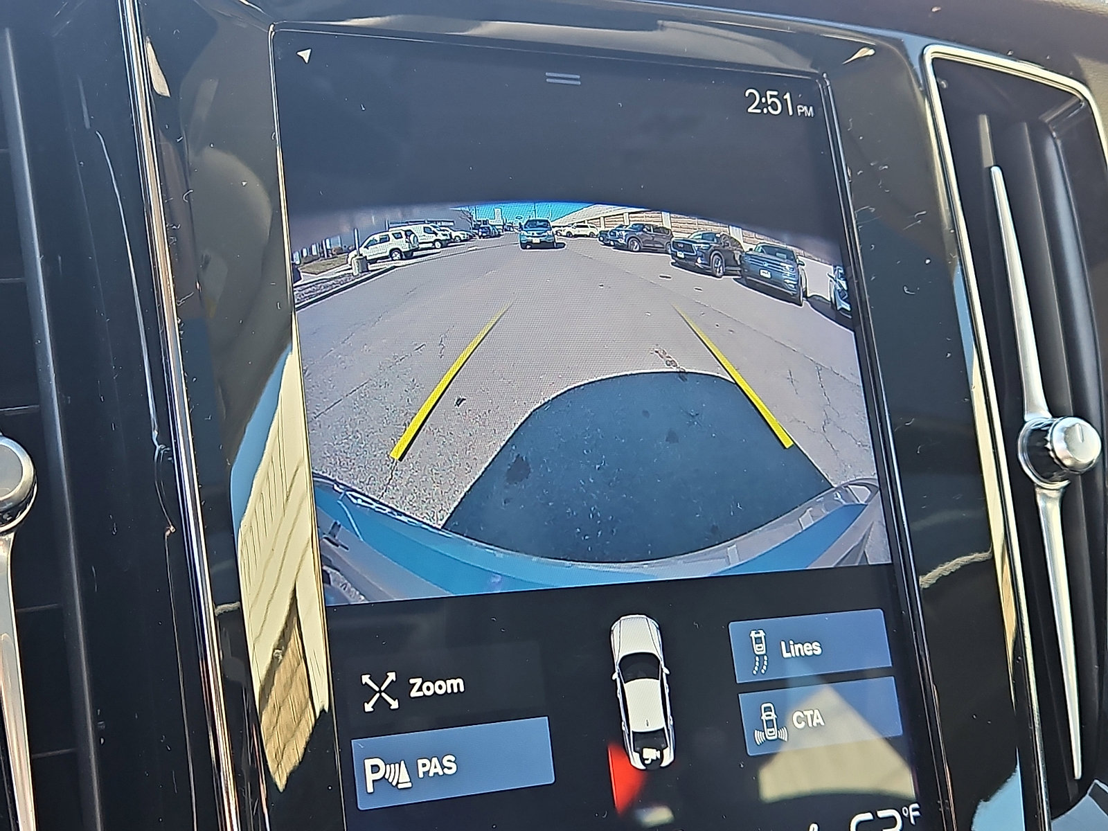 Used 2020 Volvo S60 T6 Momentum w/ Protection Package image 19