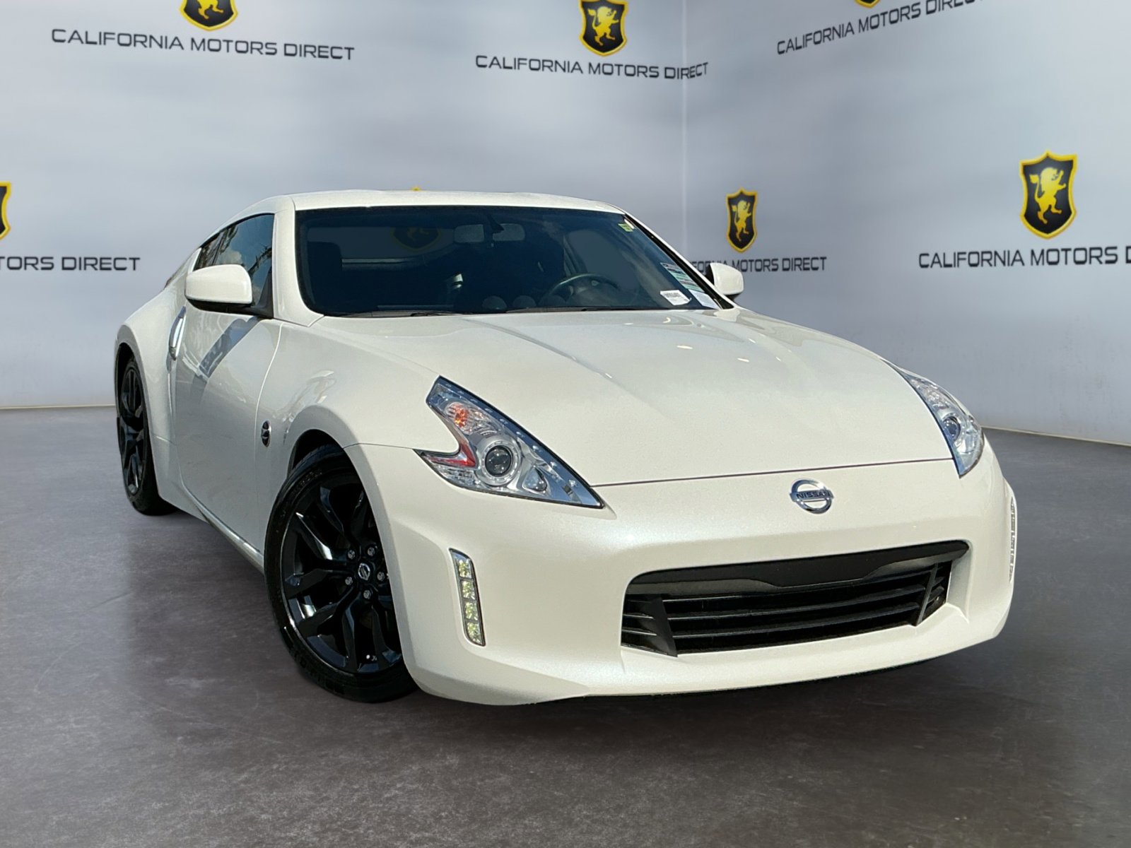 Used 2017 Nissan 370Z Coupe image 3