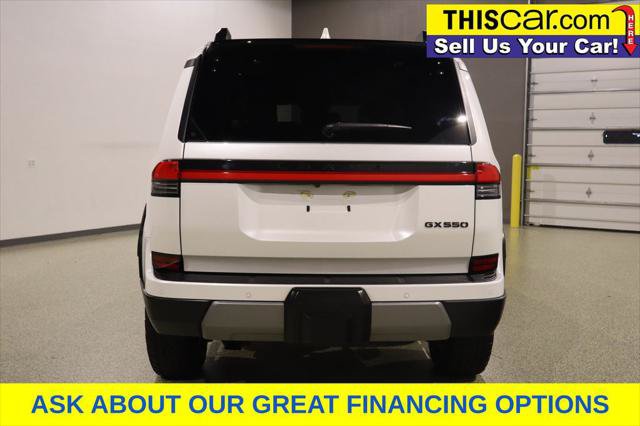 Used 2025 Lexus GX 550 AWD/4WD image 8