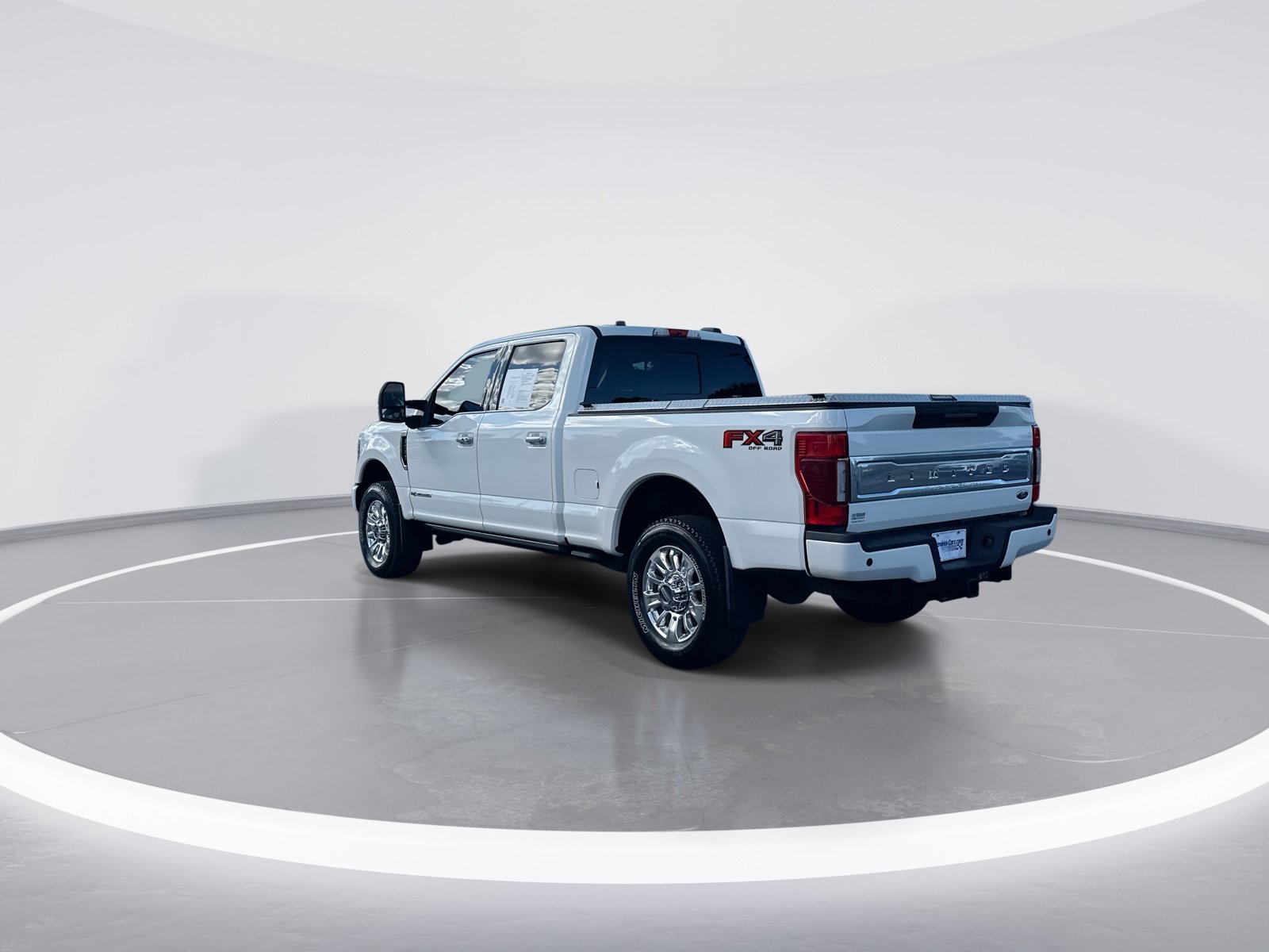 Used 2021 Ford F350 Limited AWD/4WD image 7