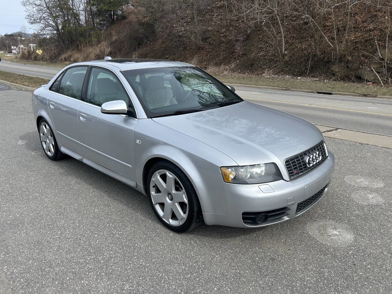 Used 2004 Audi S4 Sedan image 9