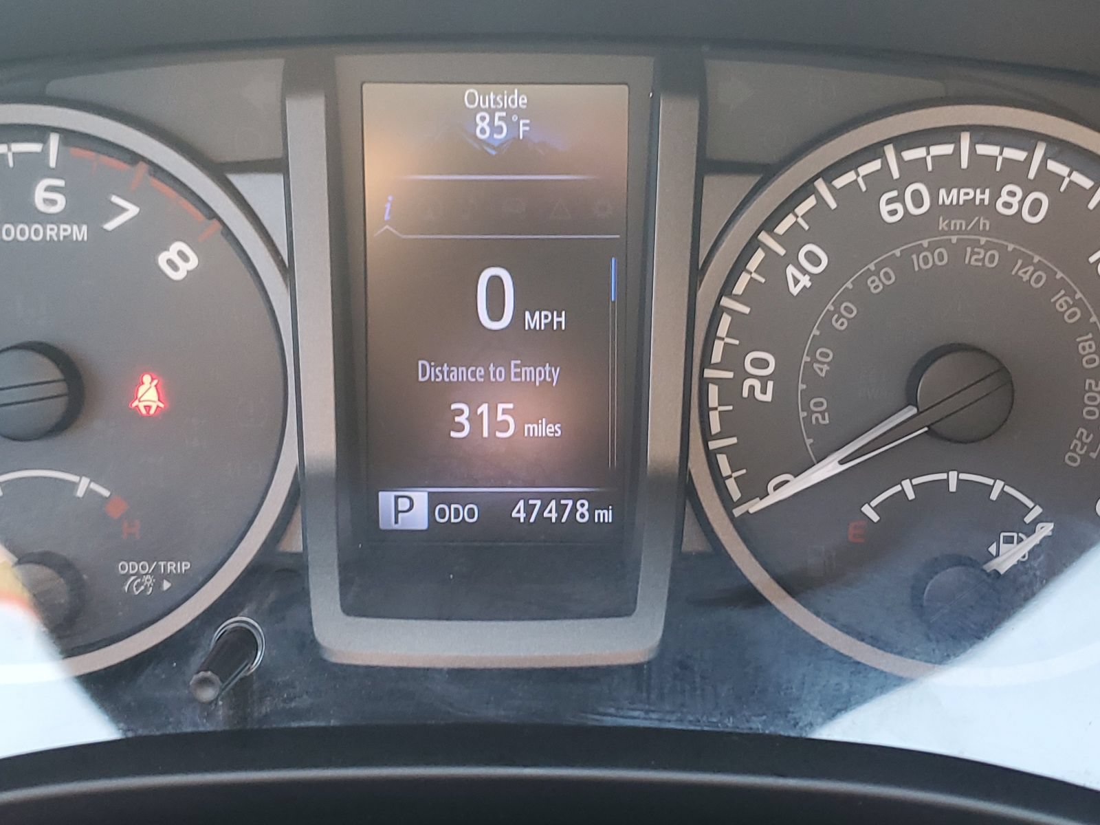Certified 2018 Toyota Tacoma TRD Sport AWD/4WD image 25