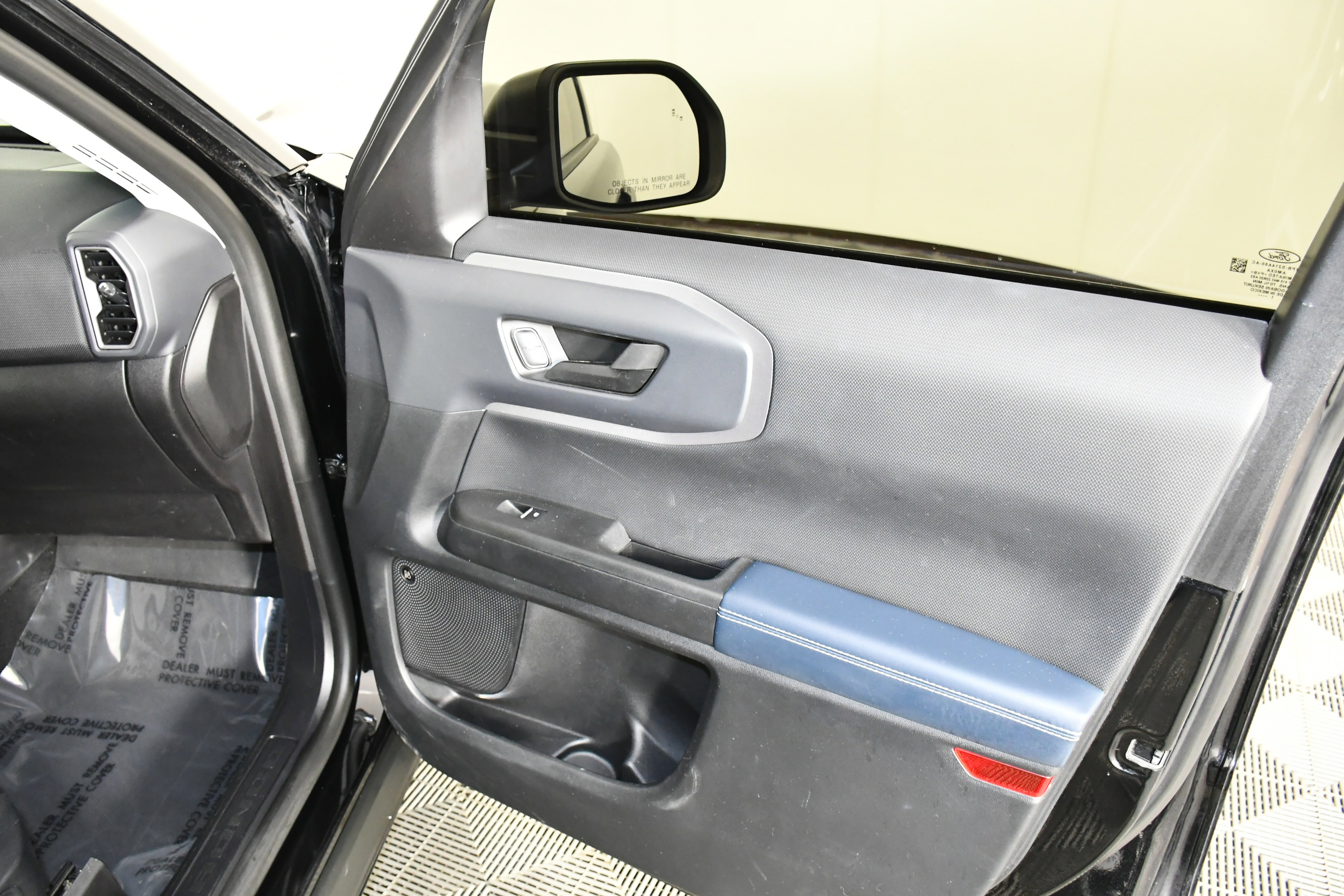 Used 2021 Ford Bronco Sport Outer Banks w/ Outer Banks Package (96D) image 41