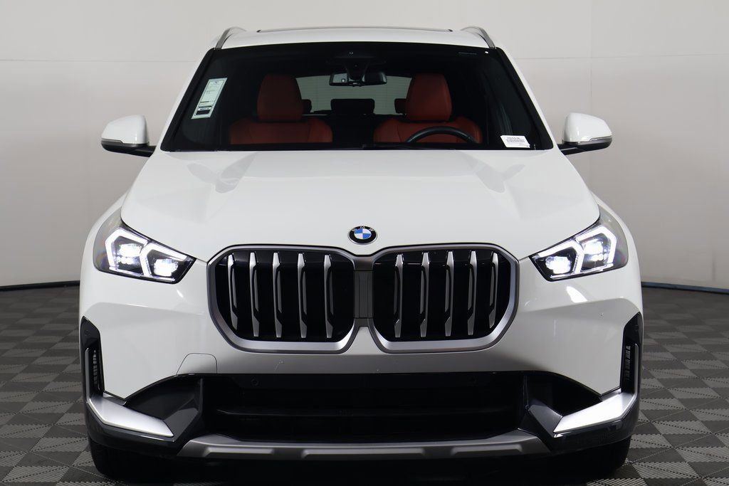 Used 2025 BMW X1 xDrive28i w/ Convenience Package image 2