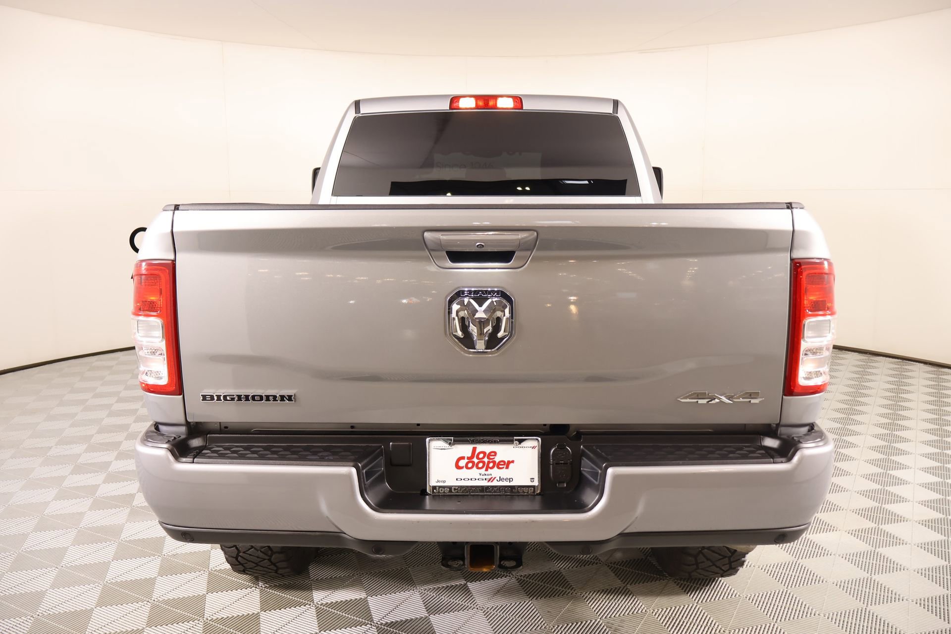 Used 2024 RAM 2500 Big Horn w/ Sport Appearance Package image 21