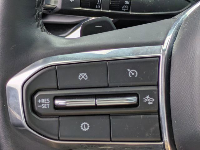 Certified 2025 GMC Acadia Elevation FWD image 20
