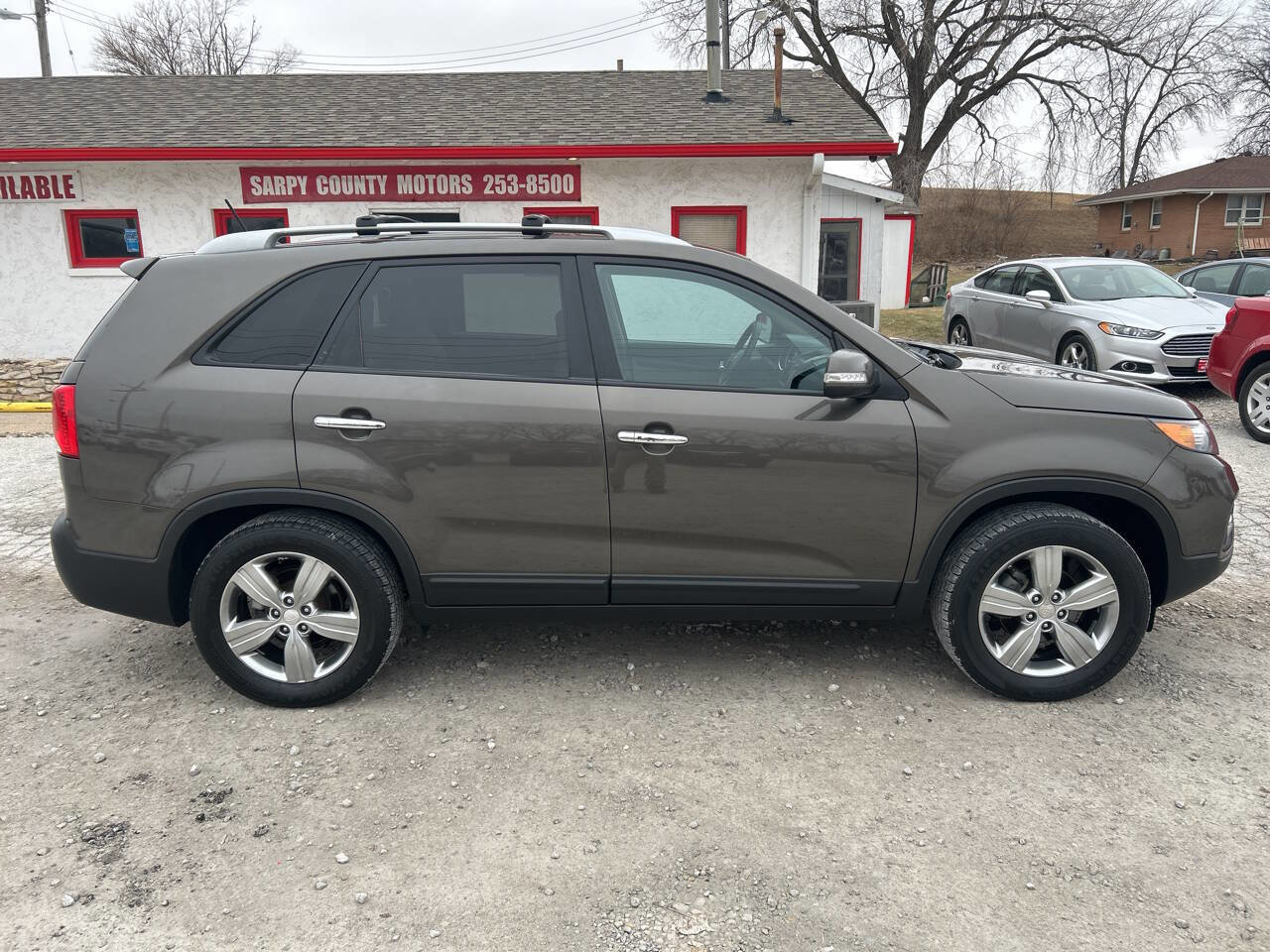 Used 2013 Kia Sorento EX w/ Premium Plus Pkg image 2