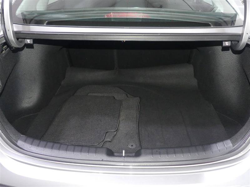 Used 2023 Kia Forte LXS w/ LXS Technology Package FWD image 9