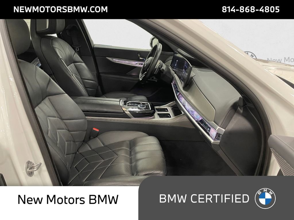 Used 2023 BMW 760i xDrive image 15