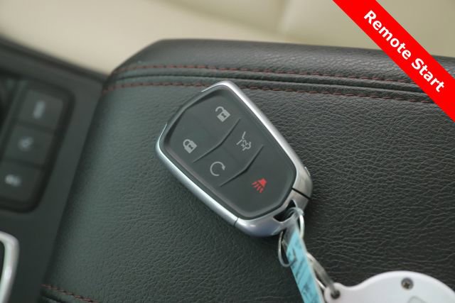 Used 2019 Cadillac XT4 Sport image 3