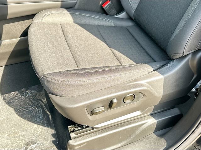 New 2026 Chevrolet Suburban LS image 21