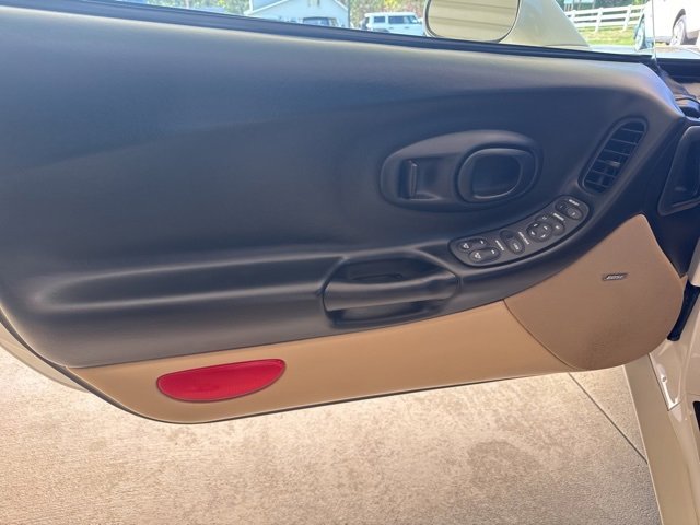 Used 2002 Chevrolet Corvette Base w/ Preferred Equipment Group1 image 15