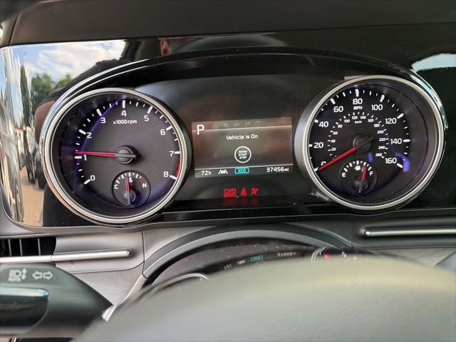 Used 2024 Kia Carnival EX FWD image 5