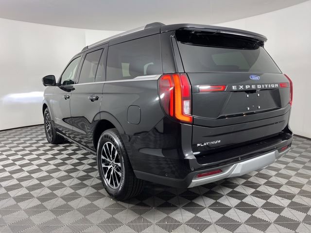 Used 2025 Ford Expedition Platinum image 7