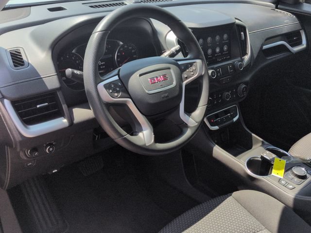 Used 2024 GMC Terrain SLE w/ Driver Convenience Package AWD/4WD image 13