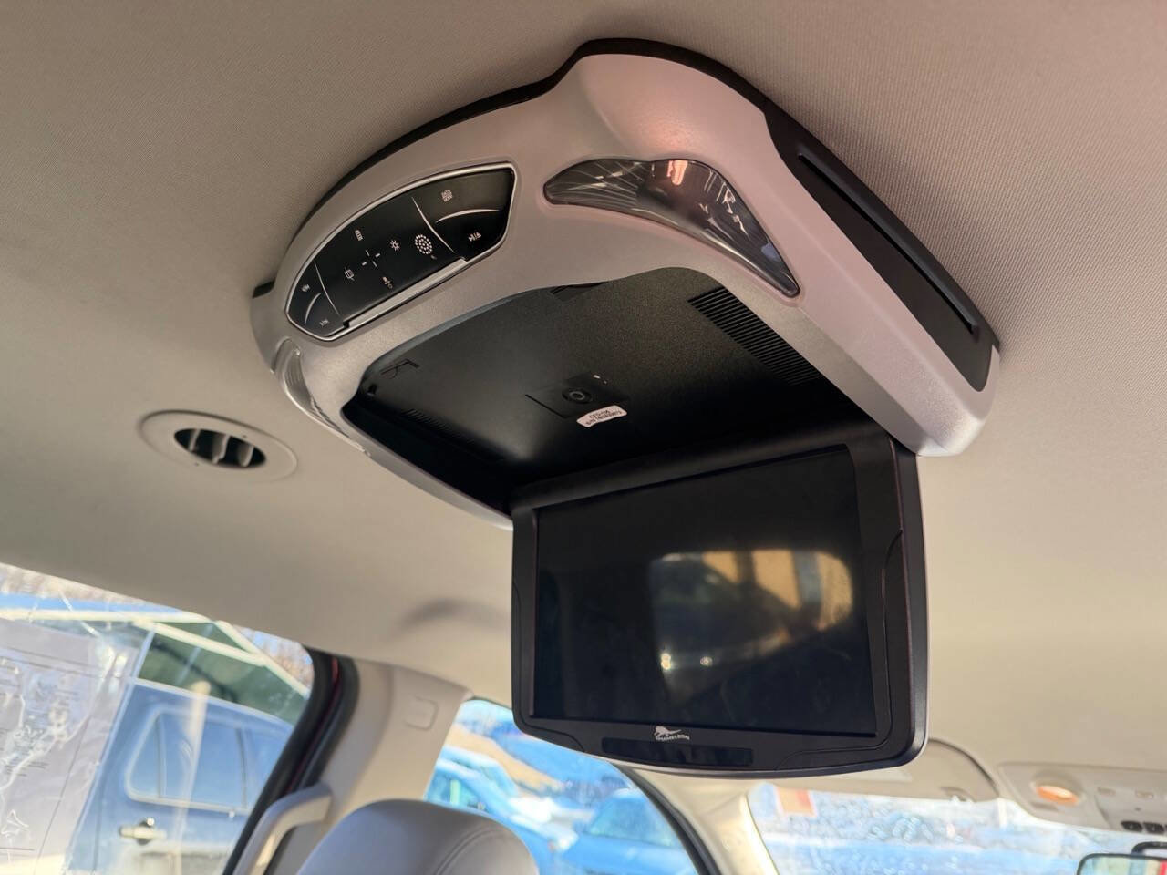 Used 2014 Chevrolet Traverse LTZ image 19