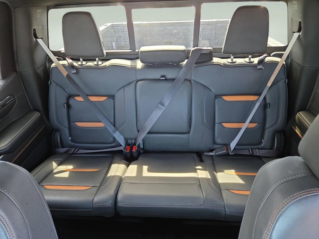 Used 2023 GMC Sierra 1500 AT4 w/ AT4 Preferred Package image 15