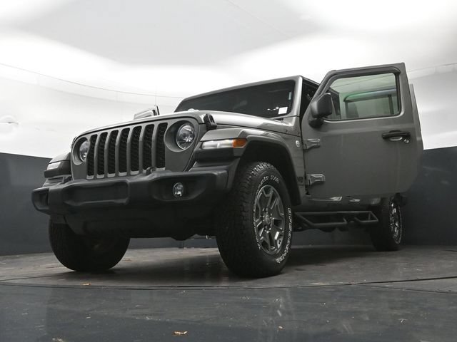 Used 2021 Jeep Gladiator Sport AWD/4WD image 35