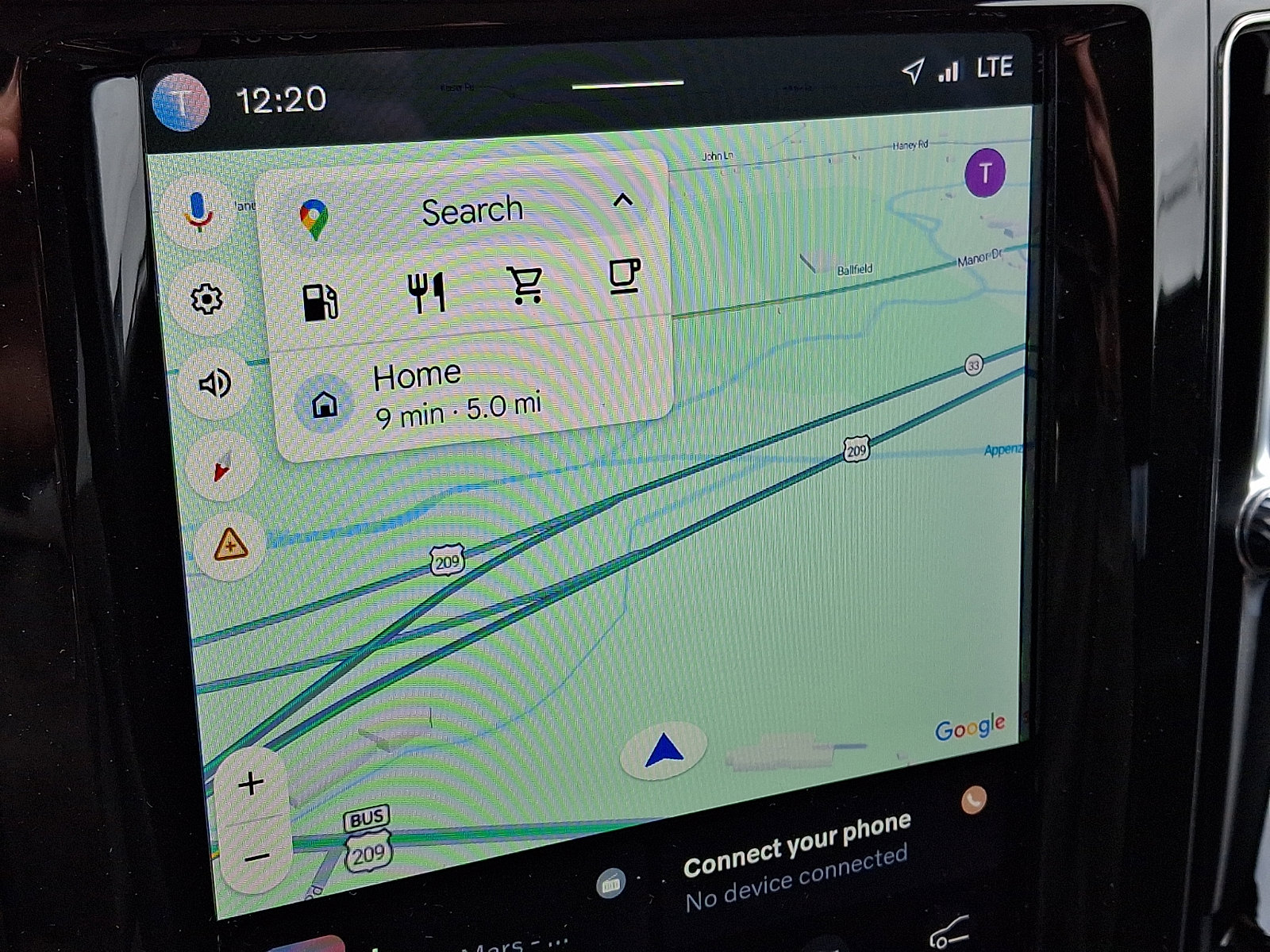 Certified 2023 Volvo XC60 B5 Plus w/ Climate Package image 17