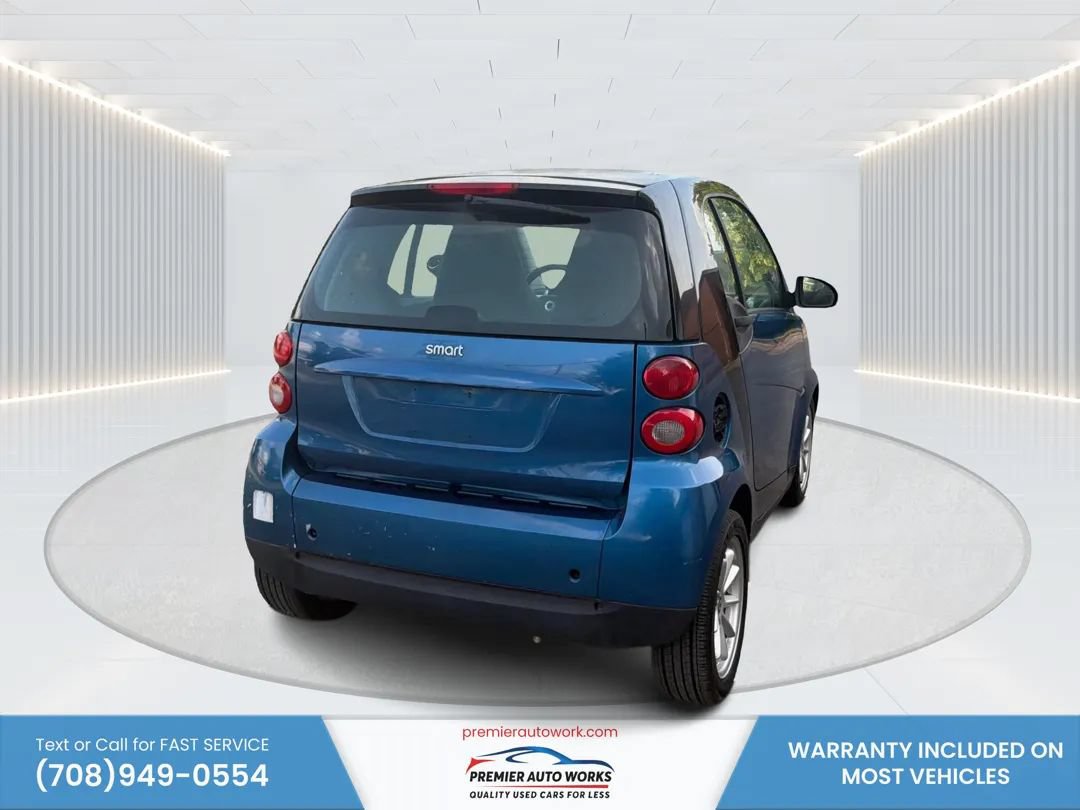 Used 2009 smart fortwo passion RWD image 5