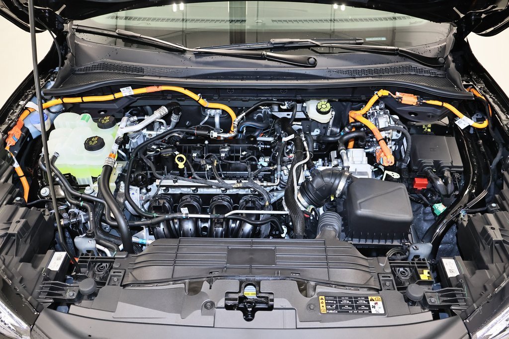 Certified 2024 Ford Escape SE image 31