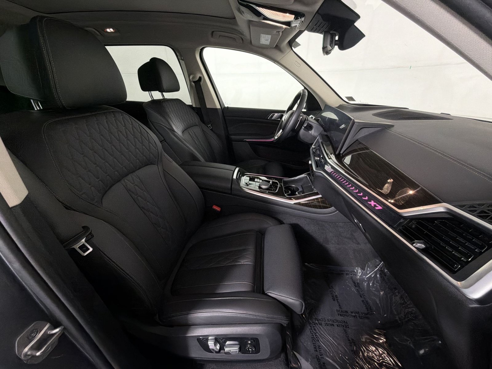 Used 2024 BMW X7 xDrive40i w/ Climate Comfort Package AWD/4WD image 27