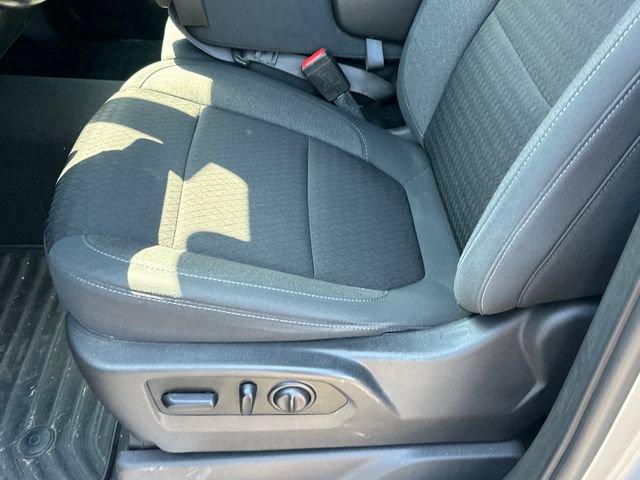 Used 2021 Chevrolet Silverado 1500 LT AWD/4WD image 8