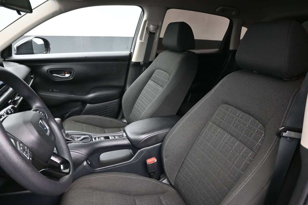 Certified 2024 Honda HR-V LX image 13