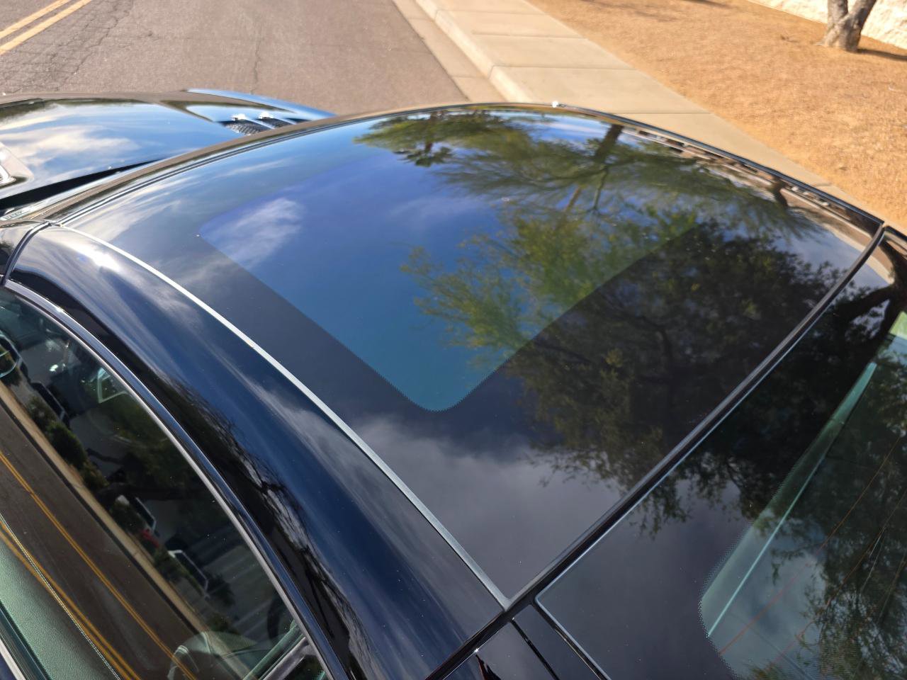 Used 2013 Mercedes-Benz SL 550 w/ Premium Pkg image 18