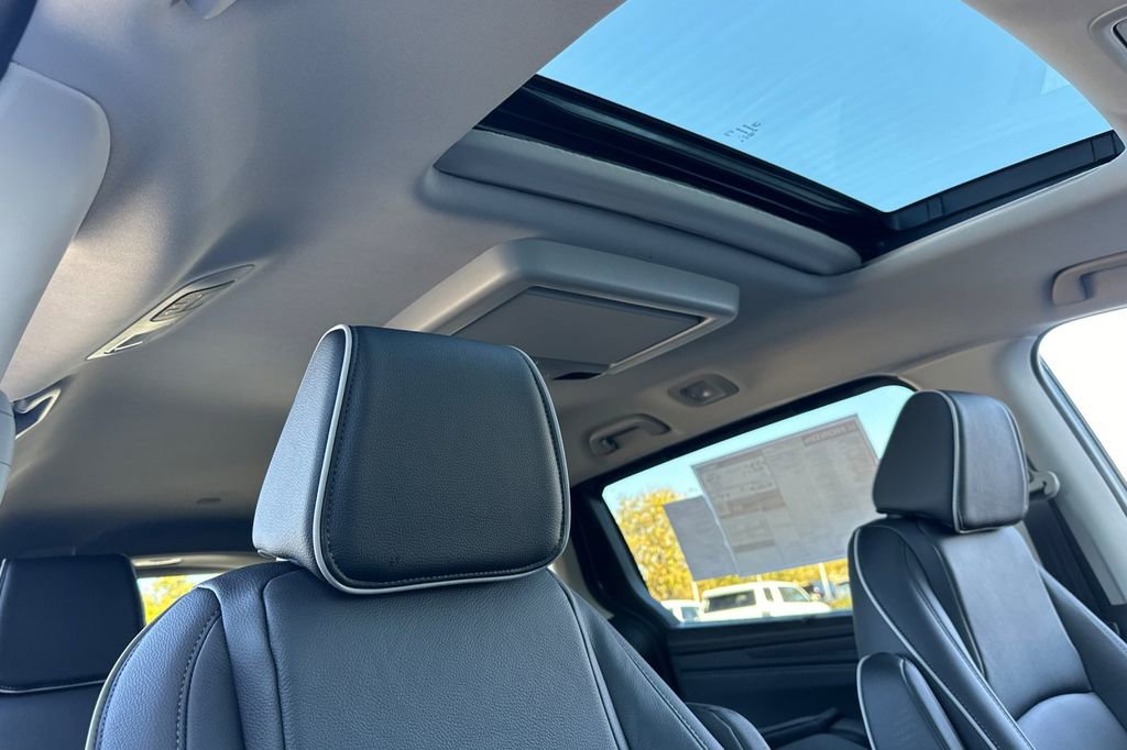 New 2026 Honda Odyssey Touring image 20