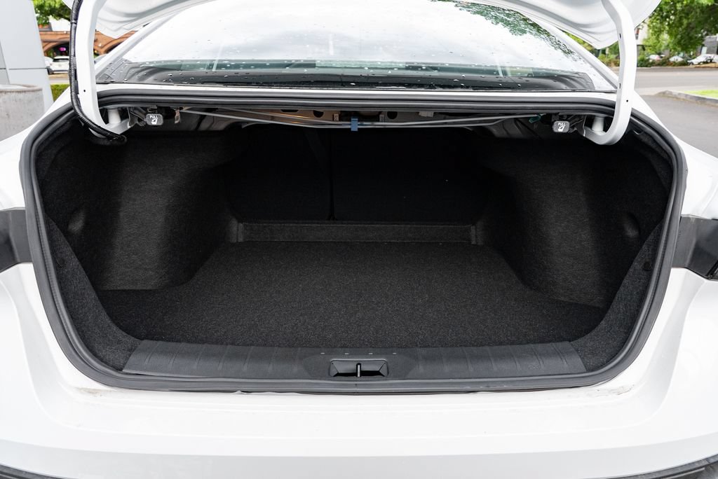 New 2027 Nissan Sentra S w/ Floor Mat Package FWD image 8