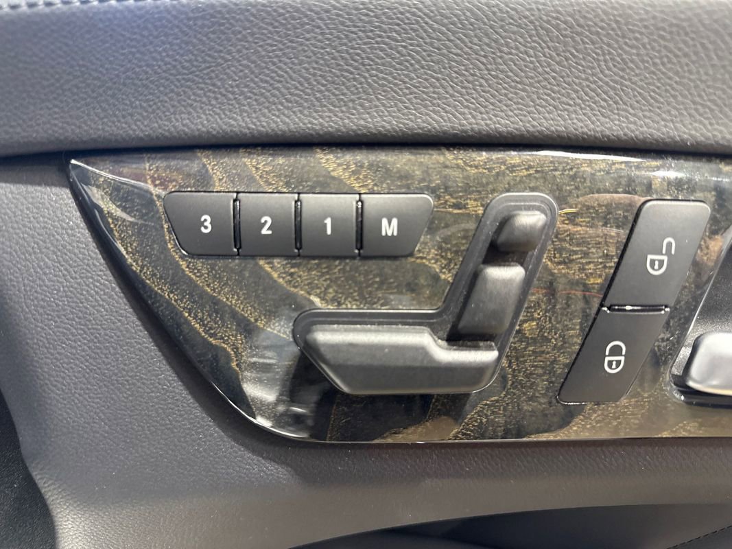 Used 2014 Mercedes-Benz CLS 550 4MATIC image 93