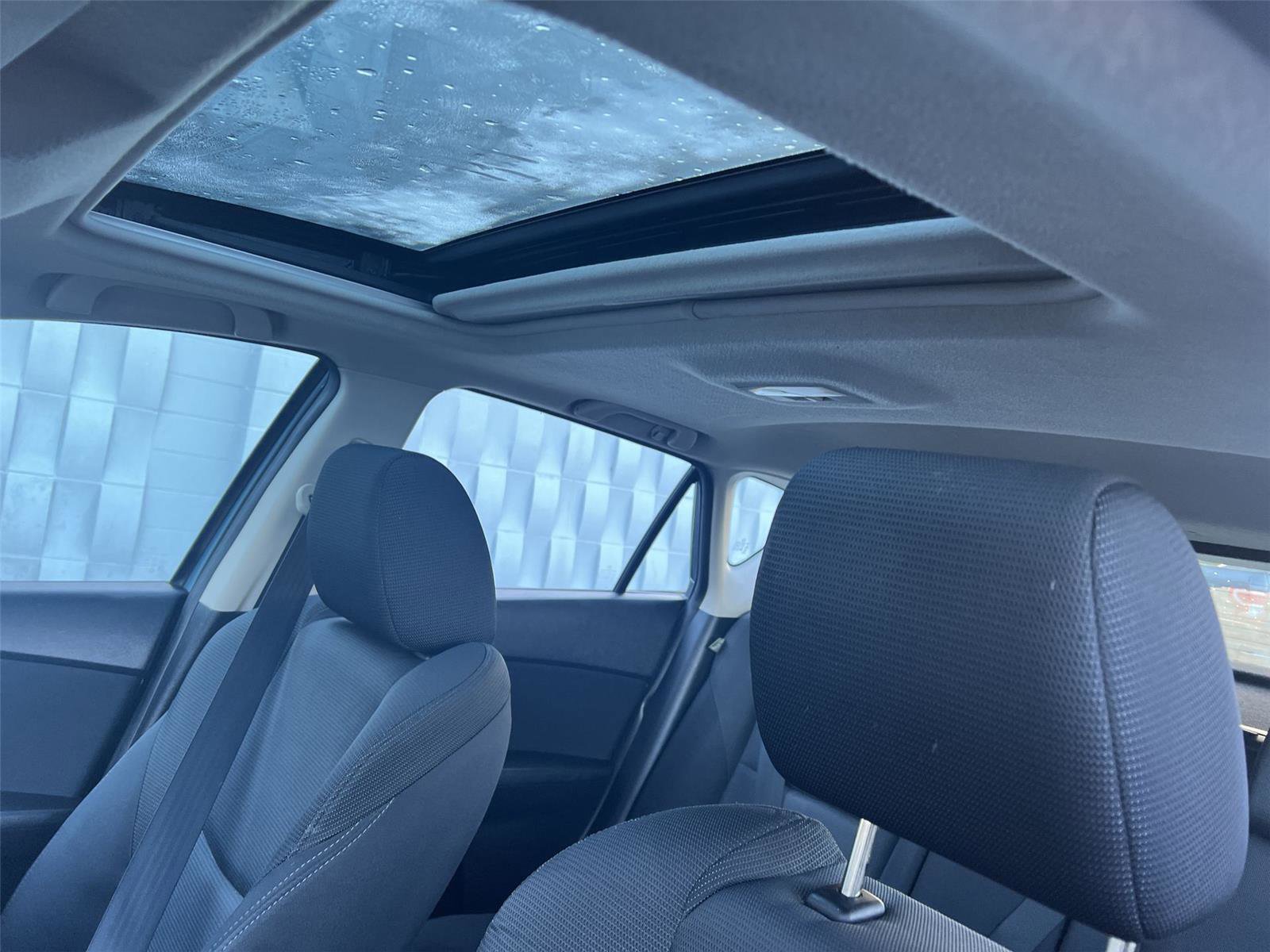 Used 2010 MAZDA MAZDA3 s Sport image 22