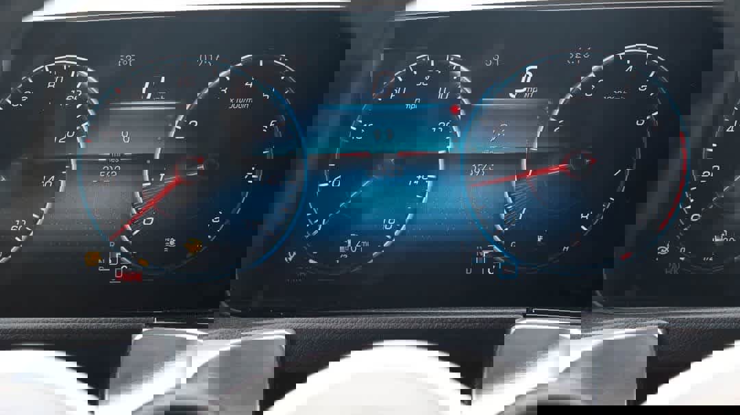 Certified 2022 Mercedes-Benz GLB 250 4MATIC w/ Premium Package Lite image 18