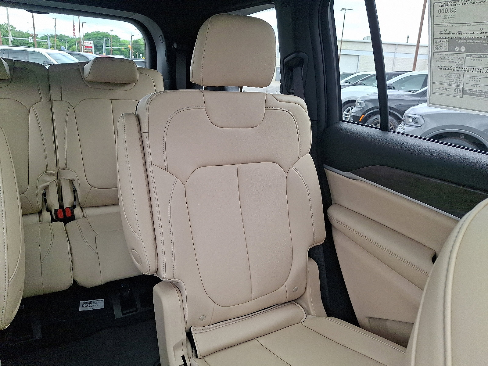 Used 2025 Jeep Grand Cherokee L Limited w/ Trailer Tow Package image 15