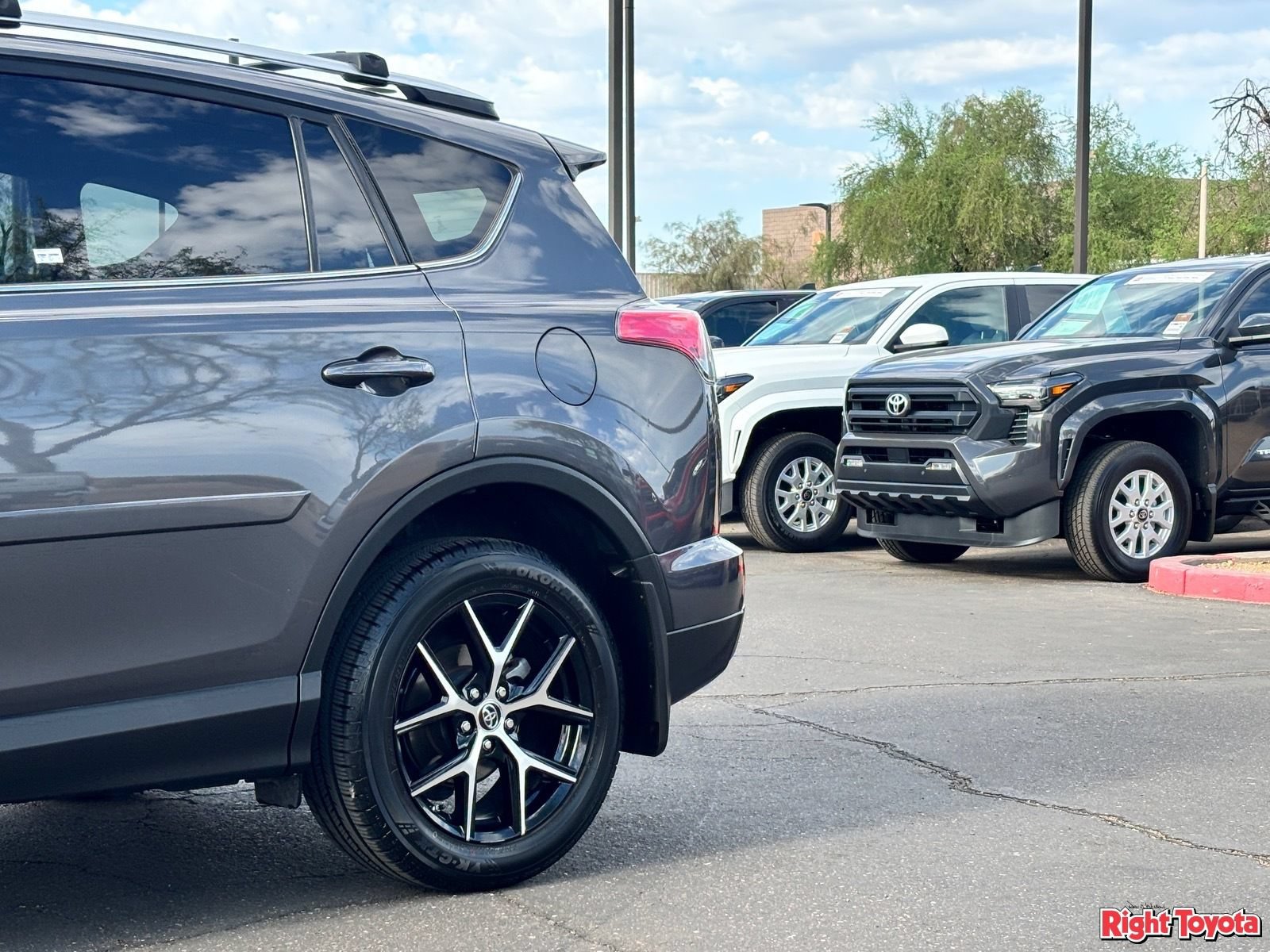 Certified 2016 Toyota RAV4 SE w/ Cargo Management Package FWD image 11