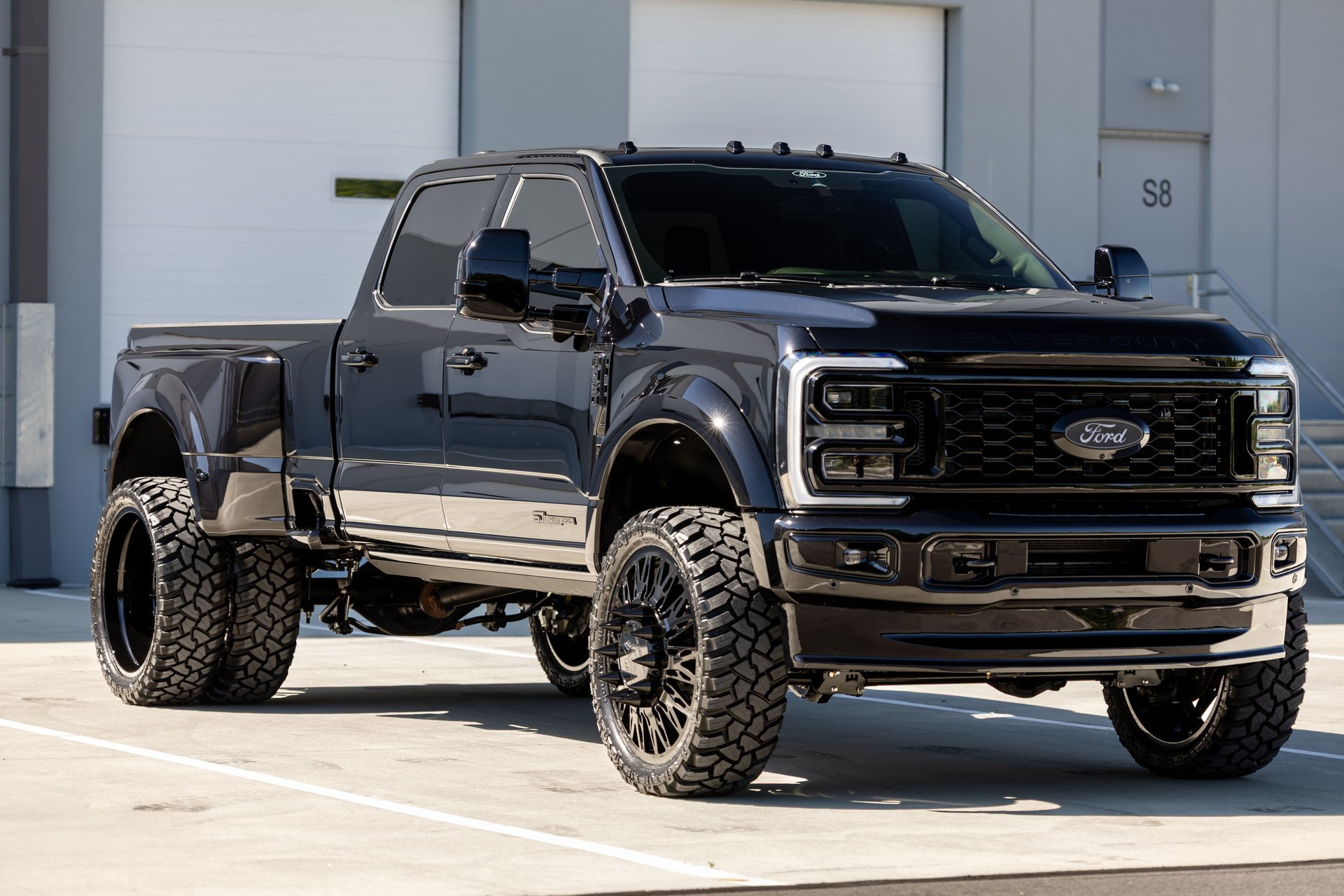 Used 2025 Ford F450 Platinum AWD/4WD image 20