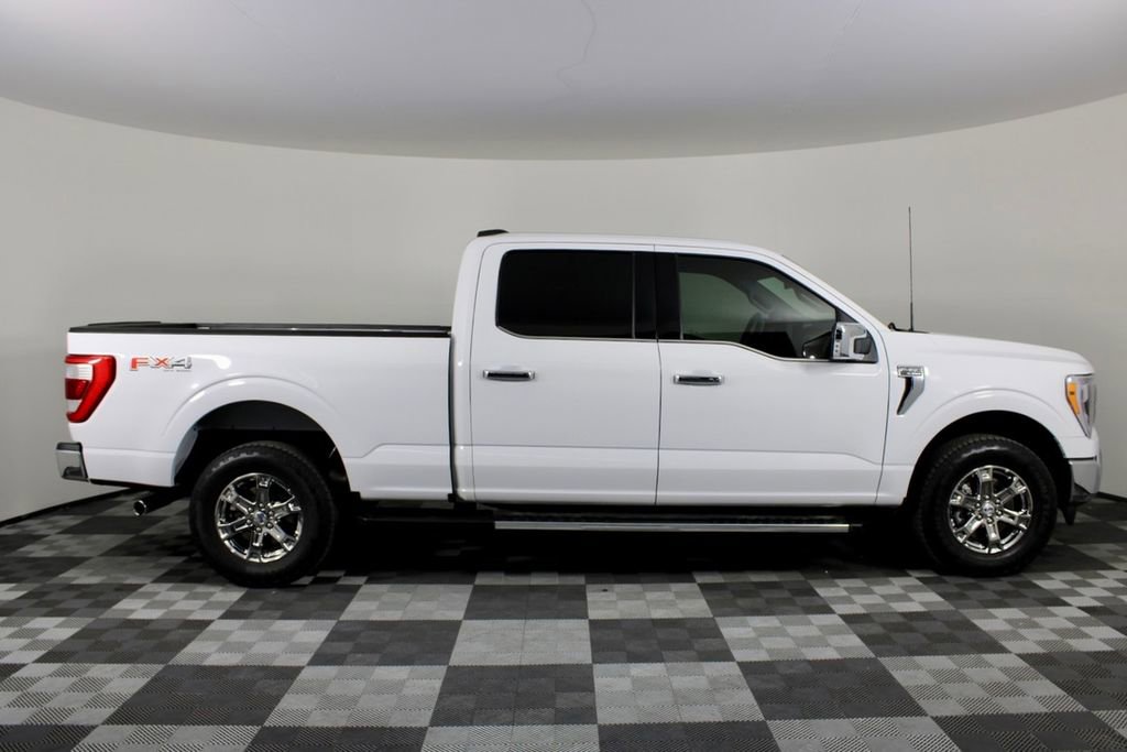 Used 2023 Ford F150 Lariat w/ Trailer Tow Package image 9