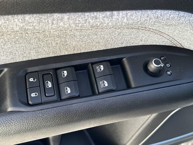 Used 2022 Jeep Compass Latitude image 25